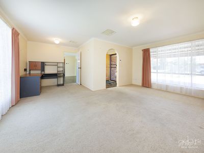 3 CONWAY COURT, Wodonga