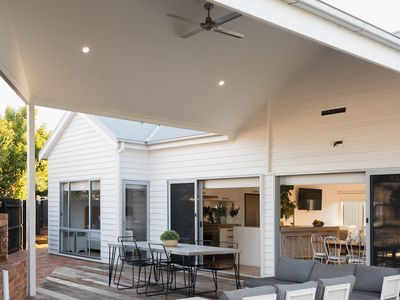 18 Cunninghame Street, Sale