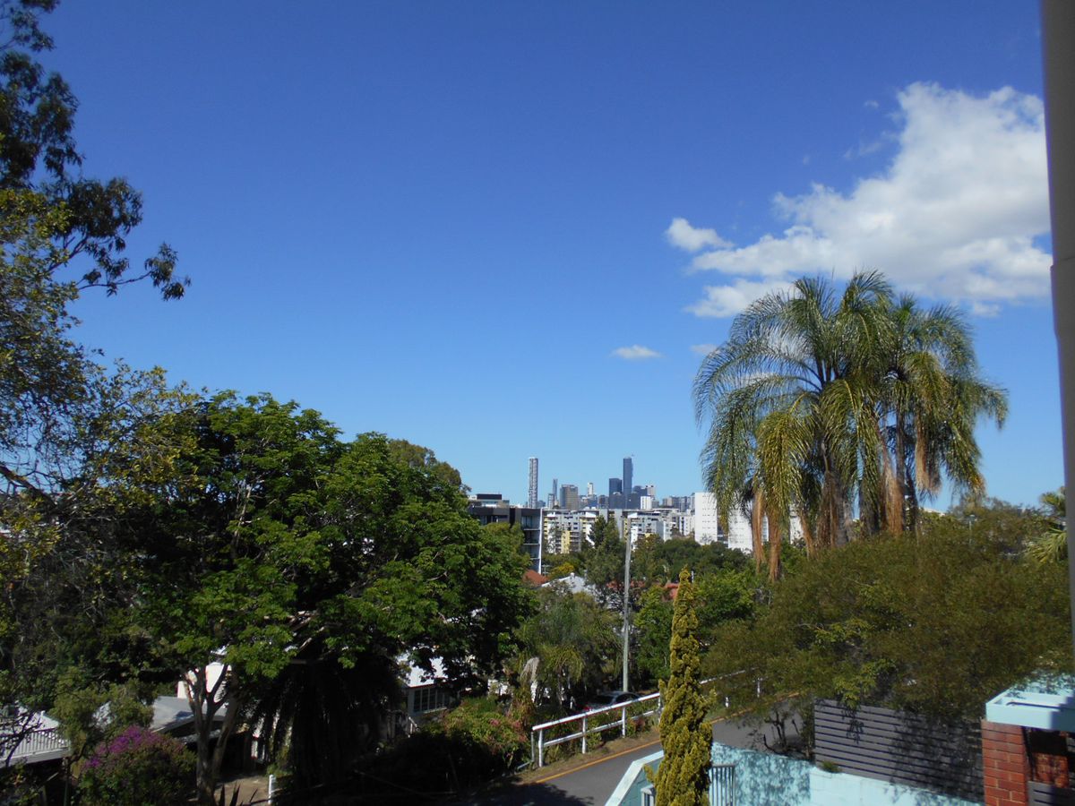 11 / 1 Golding St, Toowong