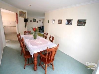1 McCartney Drive, Narre Warren South