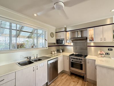 2 Top Street, Torquay