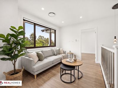 7 Edgewater Drive, Glenmore Park