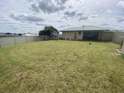 2 Dingle Close, Kingaroy