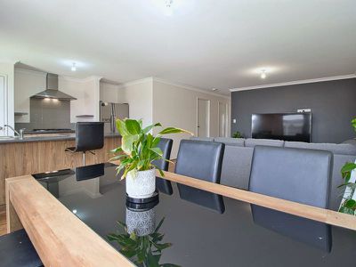 42 Paparone Road , Baldivis