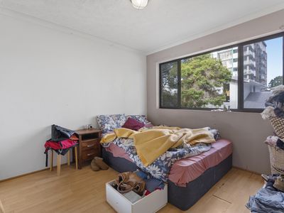5 / 7 Lather Street, Southport