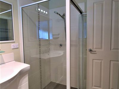 1546 Torrington Road, Stannum