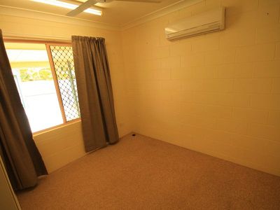 12 TOWERS STREET, Grand Secret