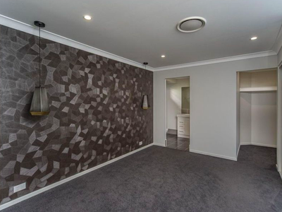 9 Elvire Street, Ormeau Hills