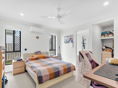 26 Bottle Brush Circuit, Coomera