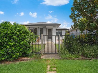 7 Ron Grant Lane, Caboolture South