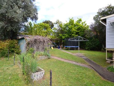 13 Baker Street , Tawonga South