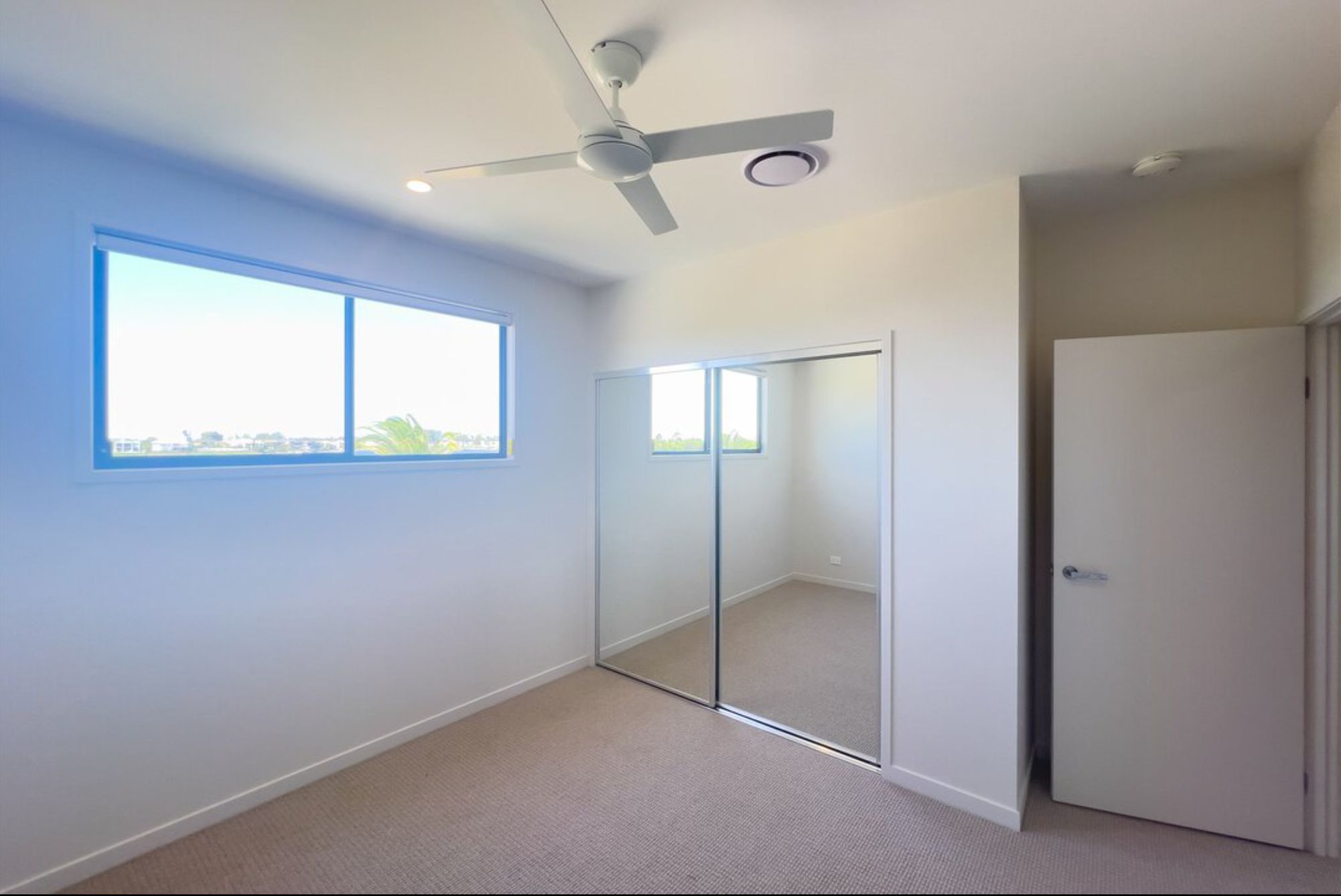 46 / 1 Lake Serenity Blvd, Helensvale