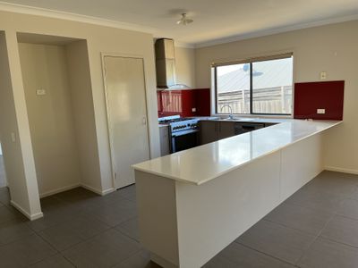 2 Beaujolais Place, Waurn Ponds