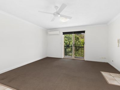 7 / 5 Vincent Street, Indooroopilly