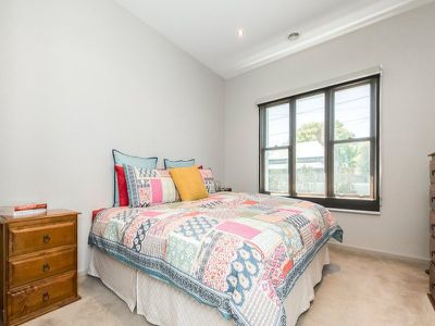 1 / 63 Waratah Street, Geelong West