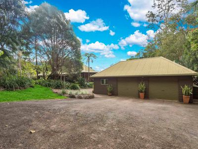 143 Parmenter Road, Coffee Camp