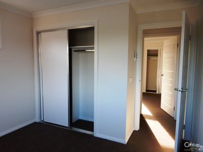 2 / 31 Beckington Crescent, Hampton Park