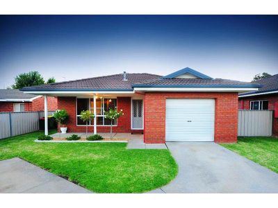 3 / 13 KYLE COURT, Wodonga
