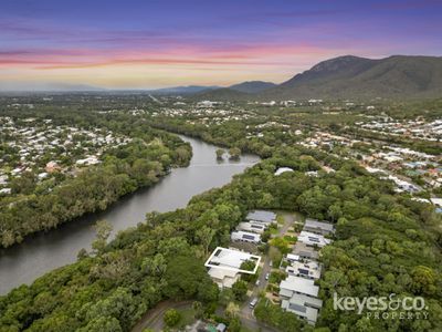 2 Haven Place, Douglas