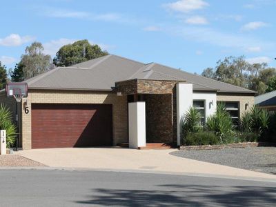 6 Redgum Court, Heathcote