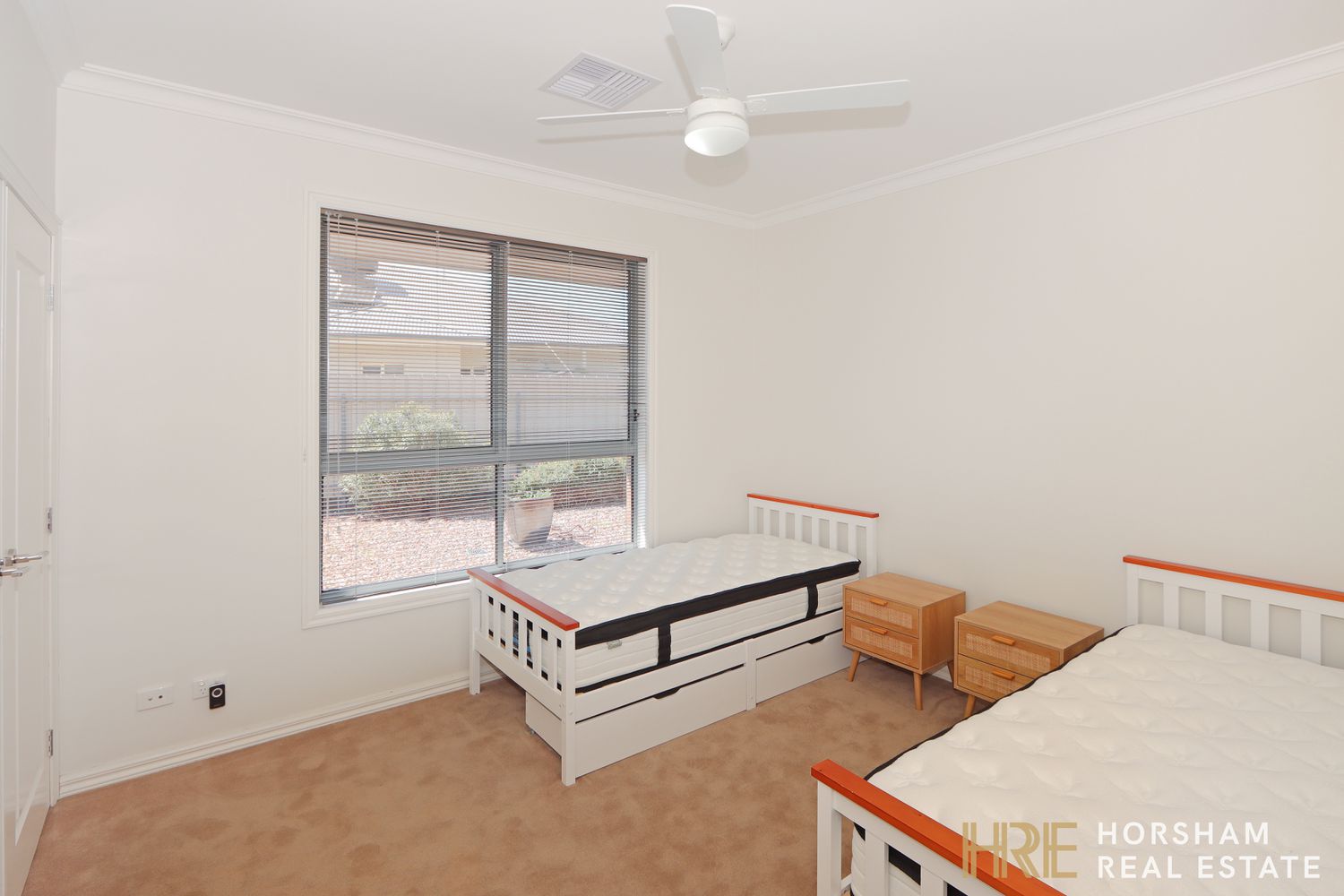 15 Fisher Square, Horsham