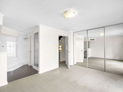 6 Boans Lane, East Perth