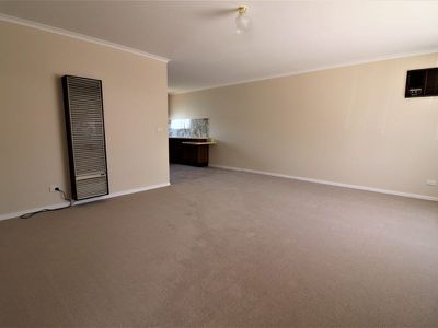 Unit 2 / 28 Tristan St, Seymour