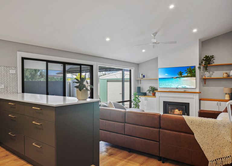 27 Malurus Avenue, Lockleys