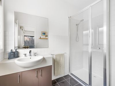 5 Oberon Way, Newport