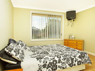 1 / 20 Station Street, Dapto