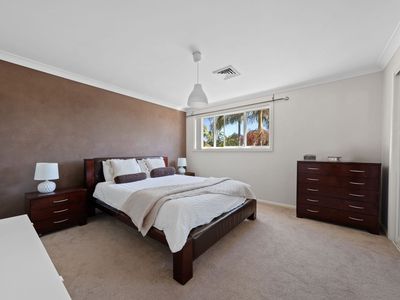 6 Bishop Close, Green Valley