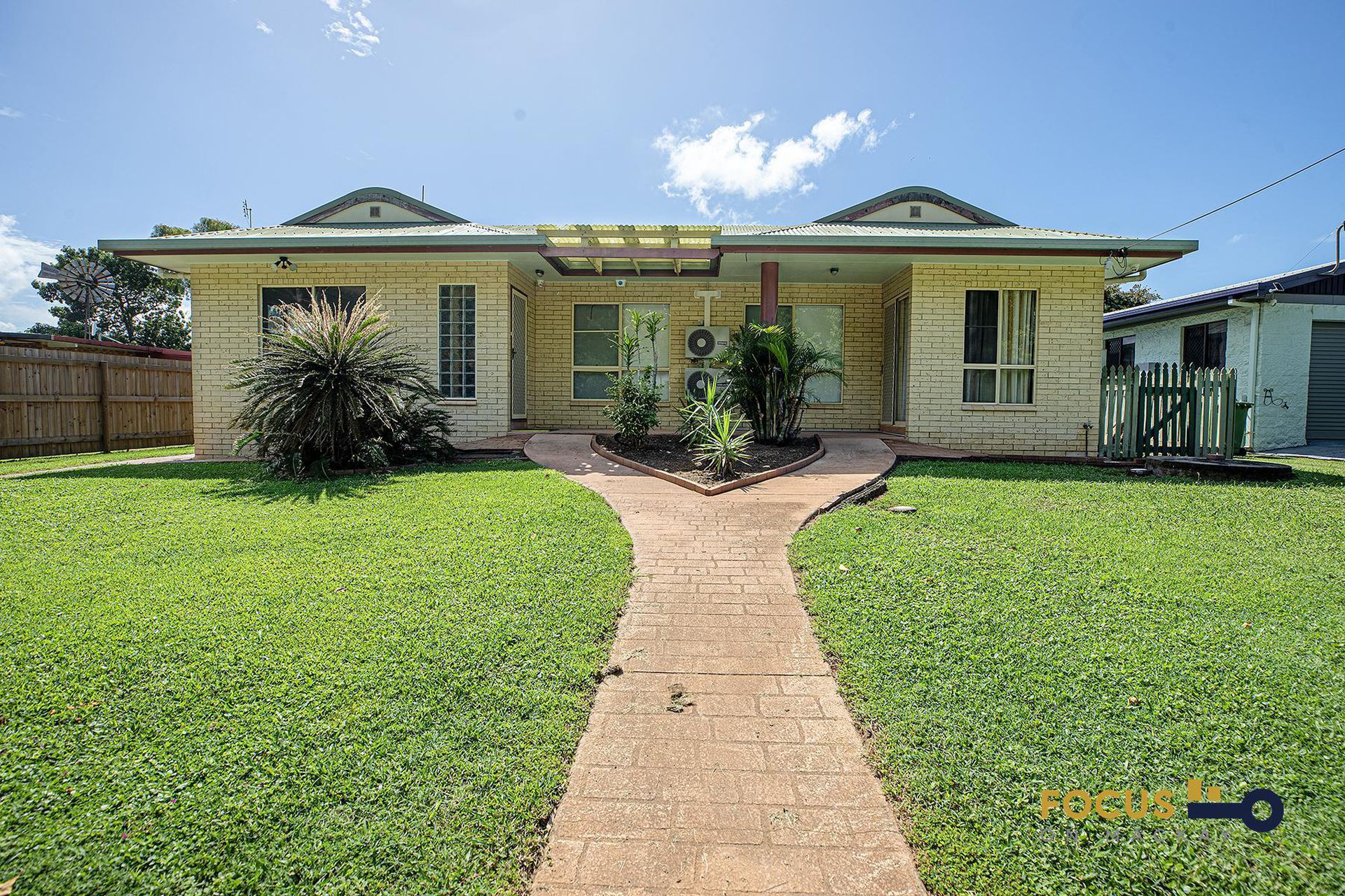 18 Clark St, Grasstree Beach