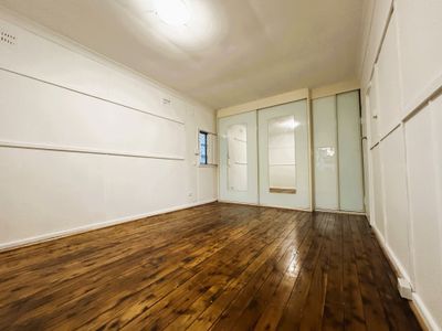 44 Wentworth St, Greenacre