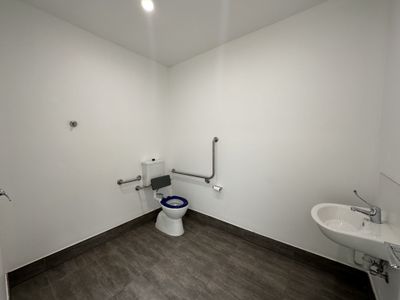 8 / 12 Mc Robert Street, Newport