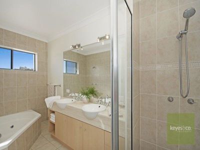 21 / 1 The Strand, Townsville City