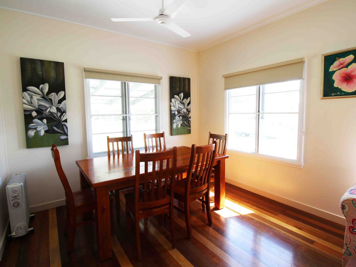 7 SEVERIN STREET, Tinaroo