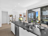 48 / 3031 The Boulevard, Carrara