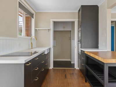 13 Humphrey St, Waverley