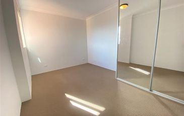 1 / 48 Carrington Road, Randwick