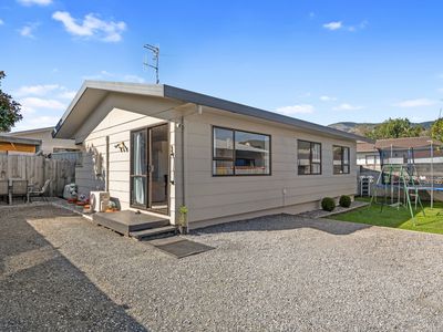3 / 3 Tainui Street, Stoke