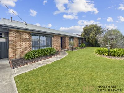 12 Bradshaw Street, Horsham