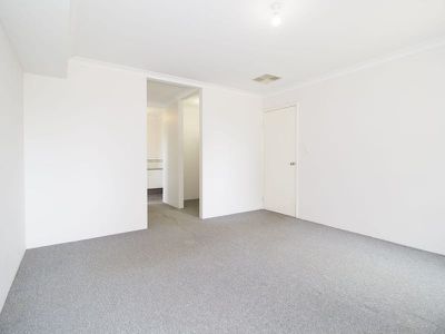 1 Ballaballa Close , Baldivis