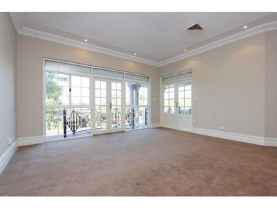 267 Mill Point Road, South Perth