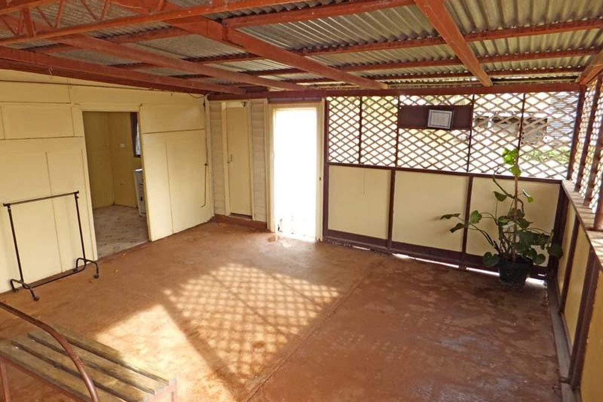 73 Railway Avenue, Stanhope