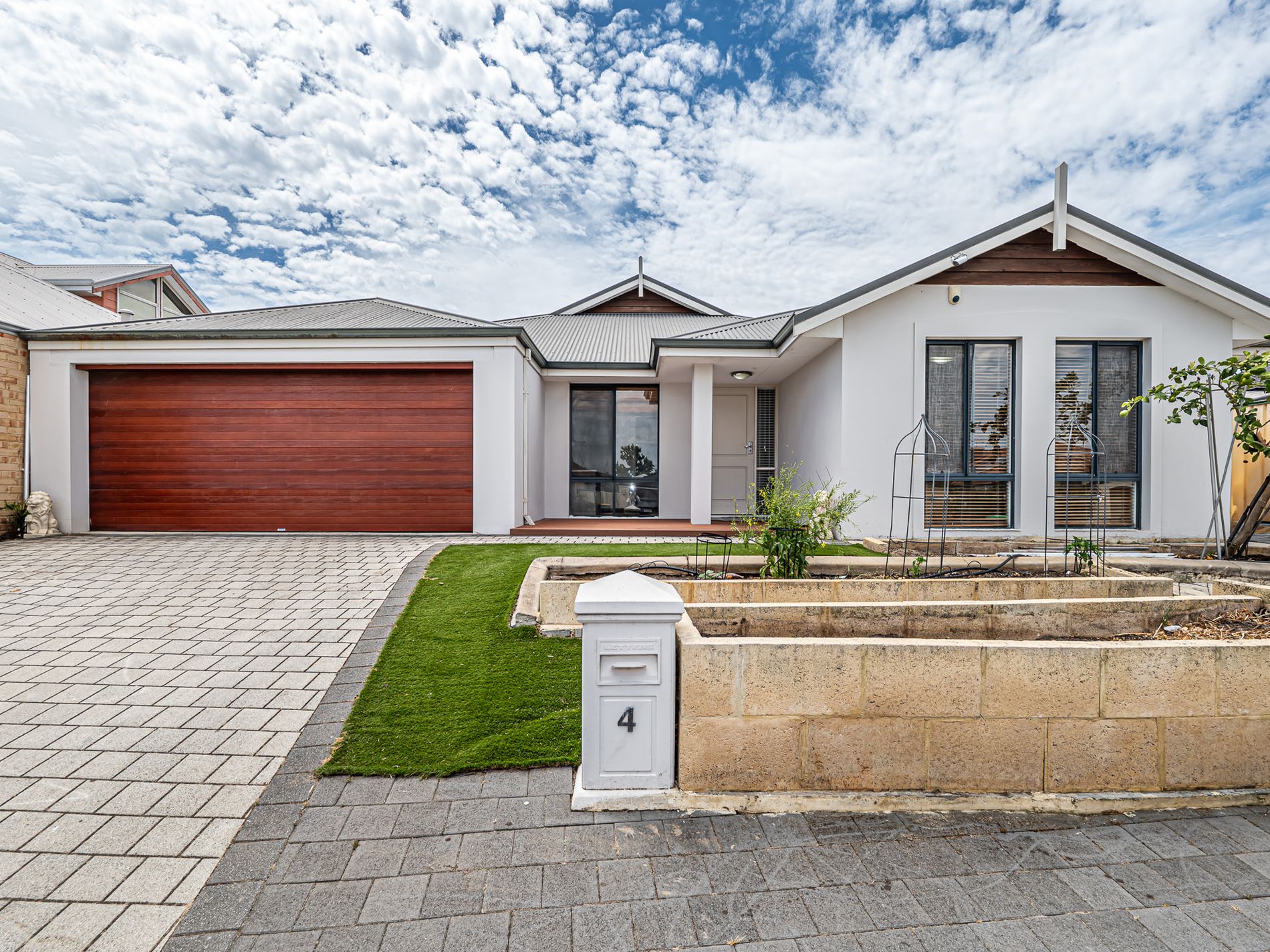 4 CHELSEA CIRCUIT, Success