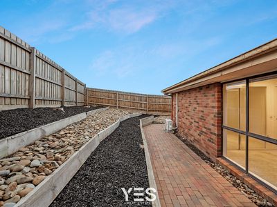 4 / 10 Lang Road, Mount Waverley