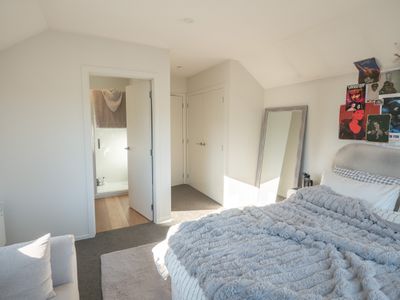 B / 381 Leith Street, North Dunedin
