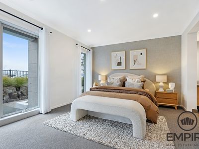 49 Centenary Boulevard, Officer South