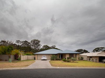 16 Bottlebrush Street, Kingaroy