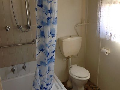 1 / 24 Addison Avenue, Lake Illawarra